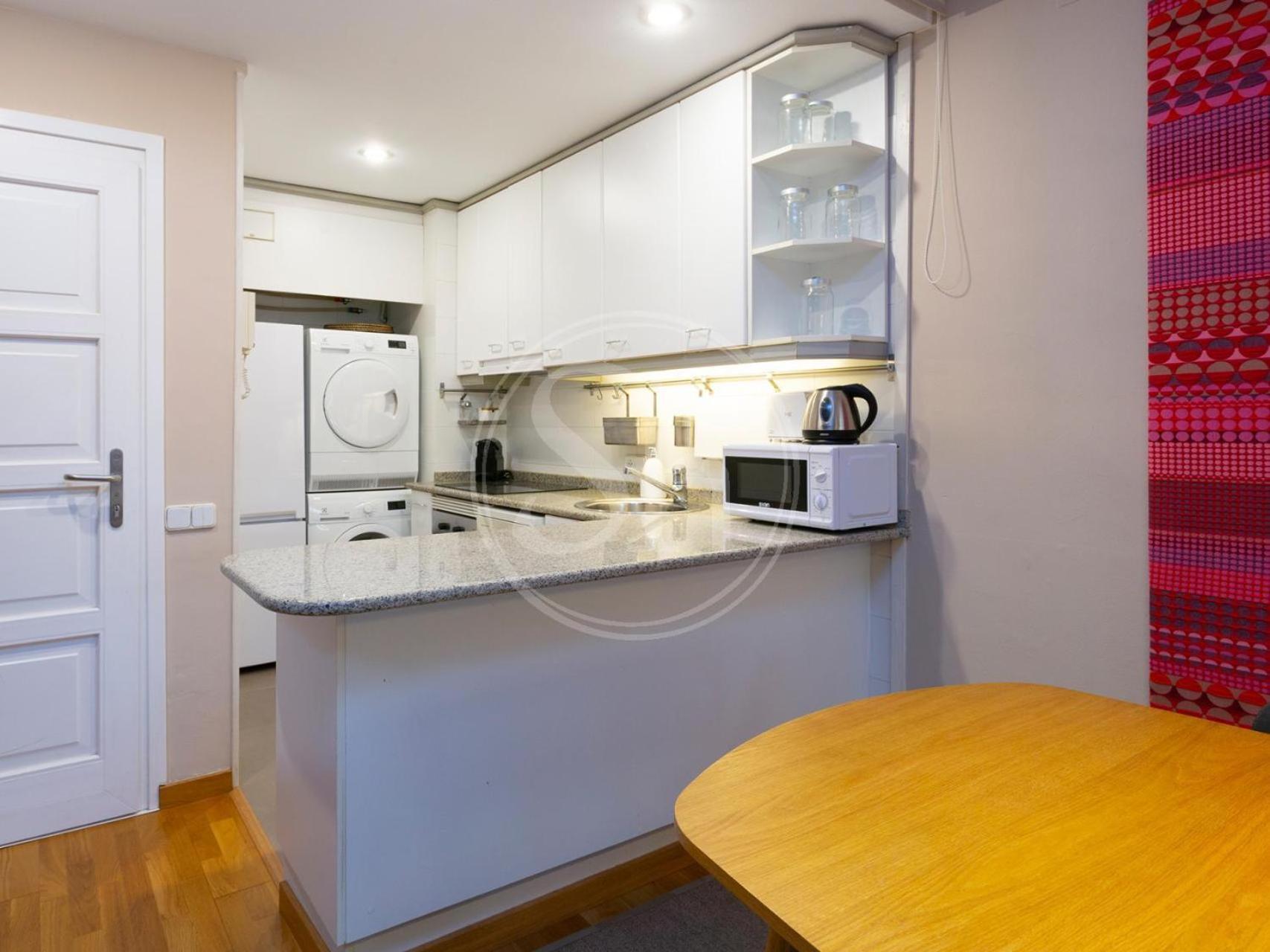 Bonito Apartamento En Gracia Barcelona Luaran gambar